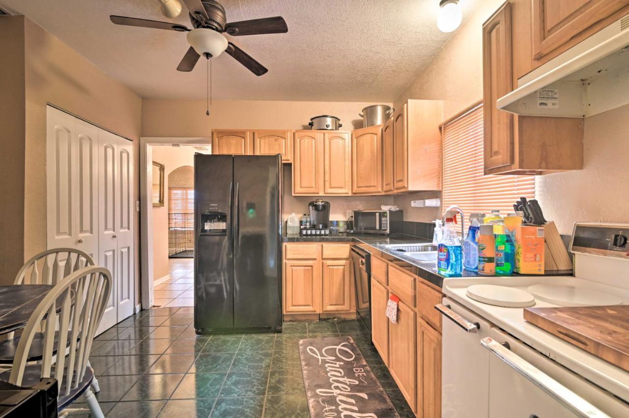 Pet-Friendly Auburndale House With Lake Views! Esterno foto