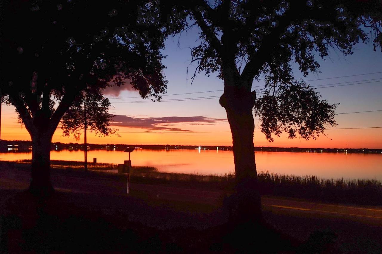 Pet-Friendly Auburndale House With Lake Views! Esterno foto